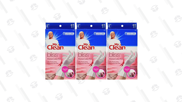 Those with allergies or sensitive to latex can find a safe glove option in Mr. Clean Bliss Premium Latex-Free Gloves. They feature a cloud-soft lining, along with a grippy palm to keep your dishes from slipping.